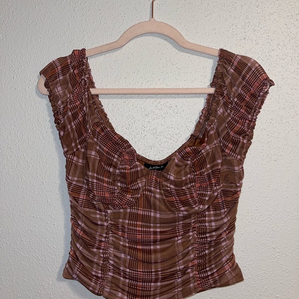 Brown and White Ruched Sleeveless Blouse